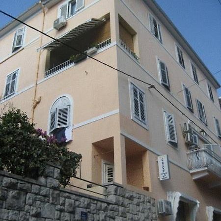 Guesthouse Vrlic Split Buitenkant foto