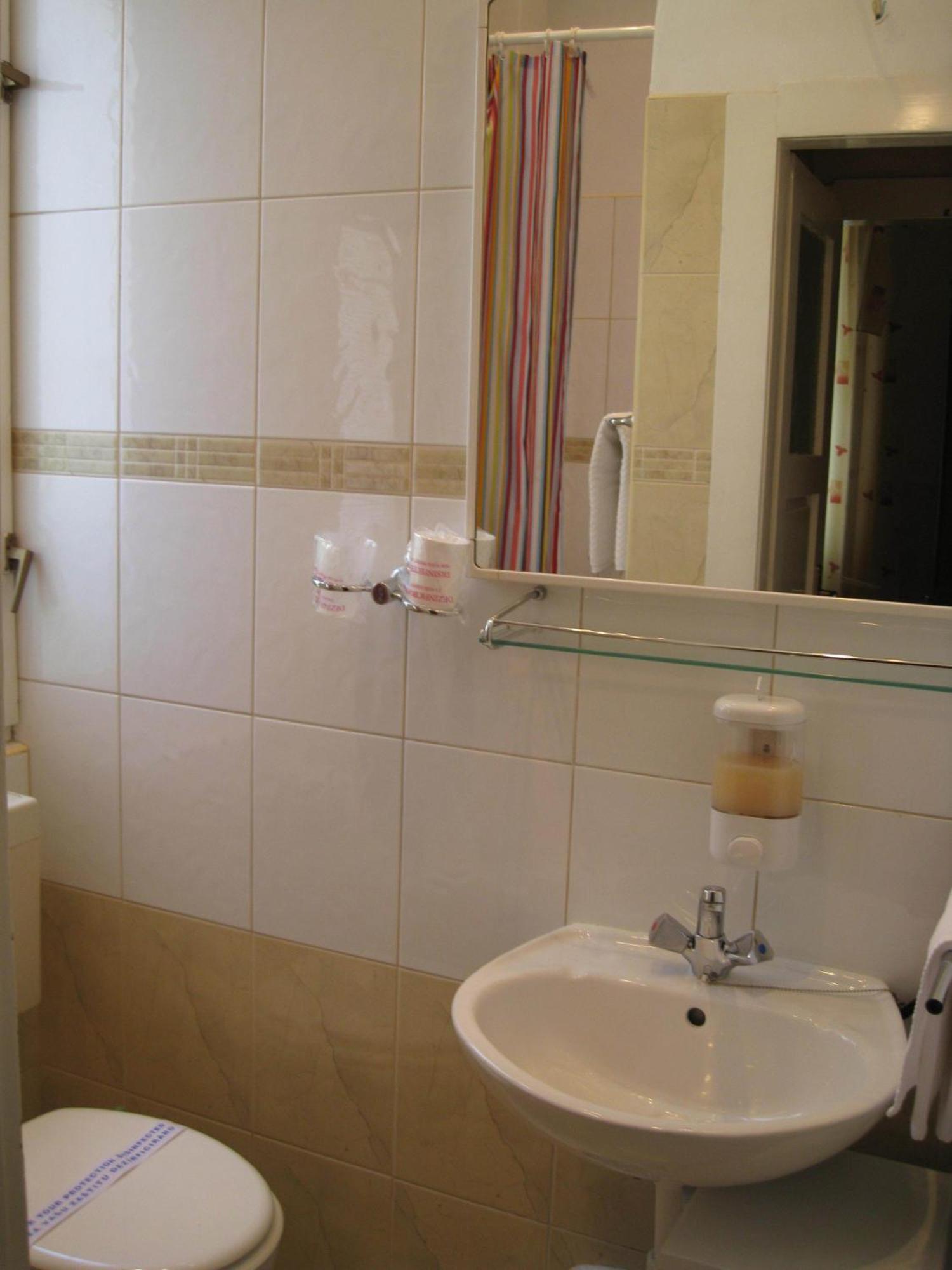Guesthouse Vrlic Split Buitenkant foto