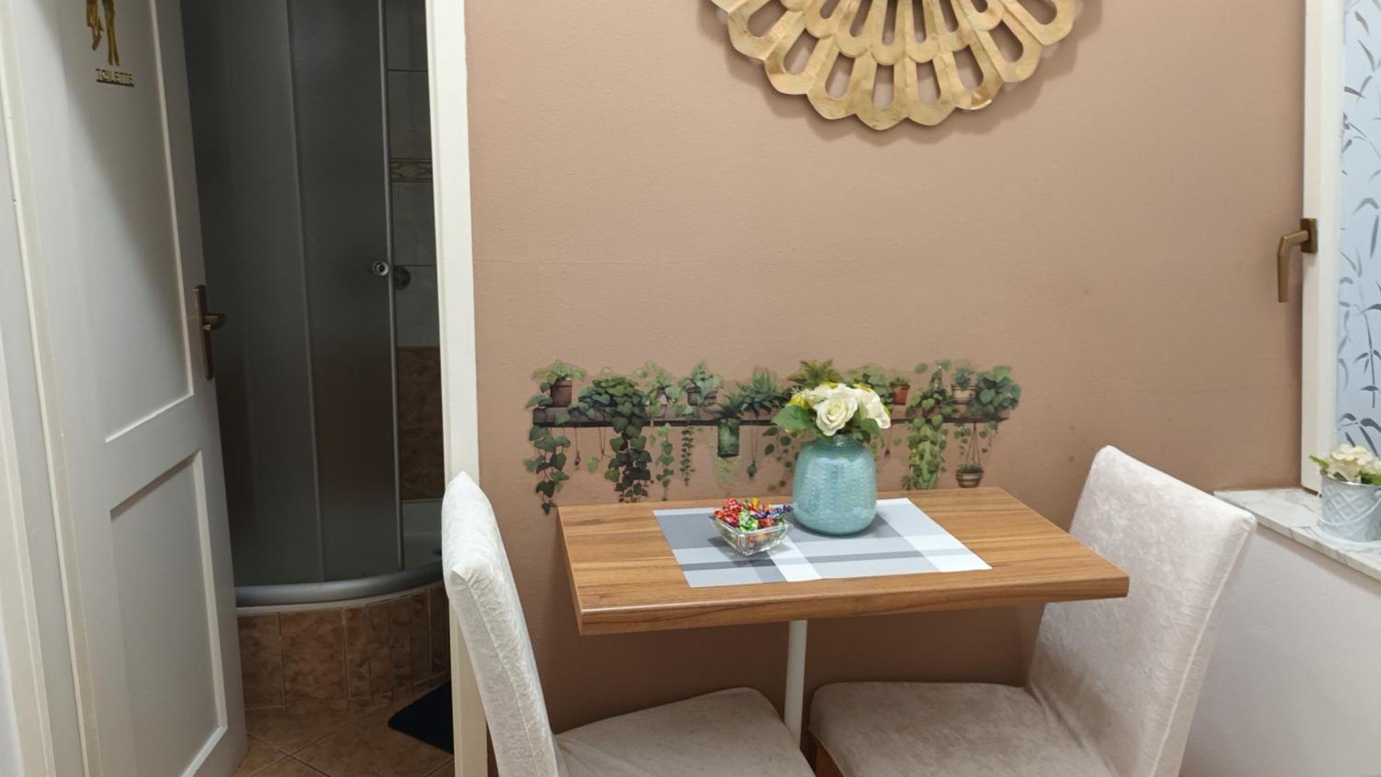 Guesthouse Vrlic Split Buitenkant foto