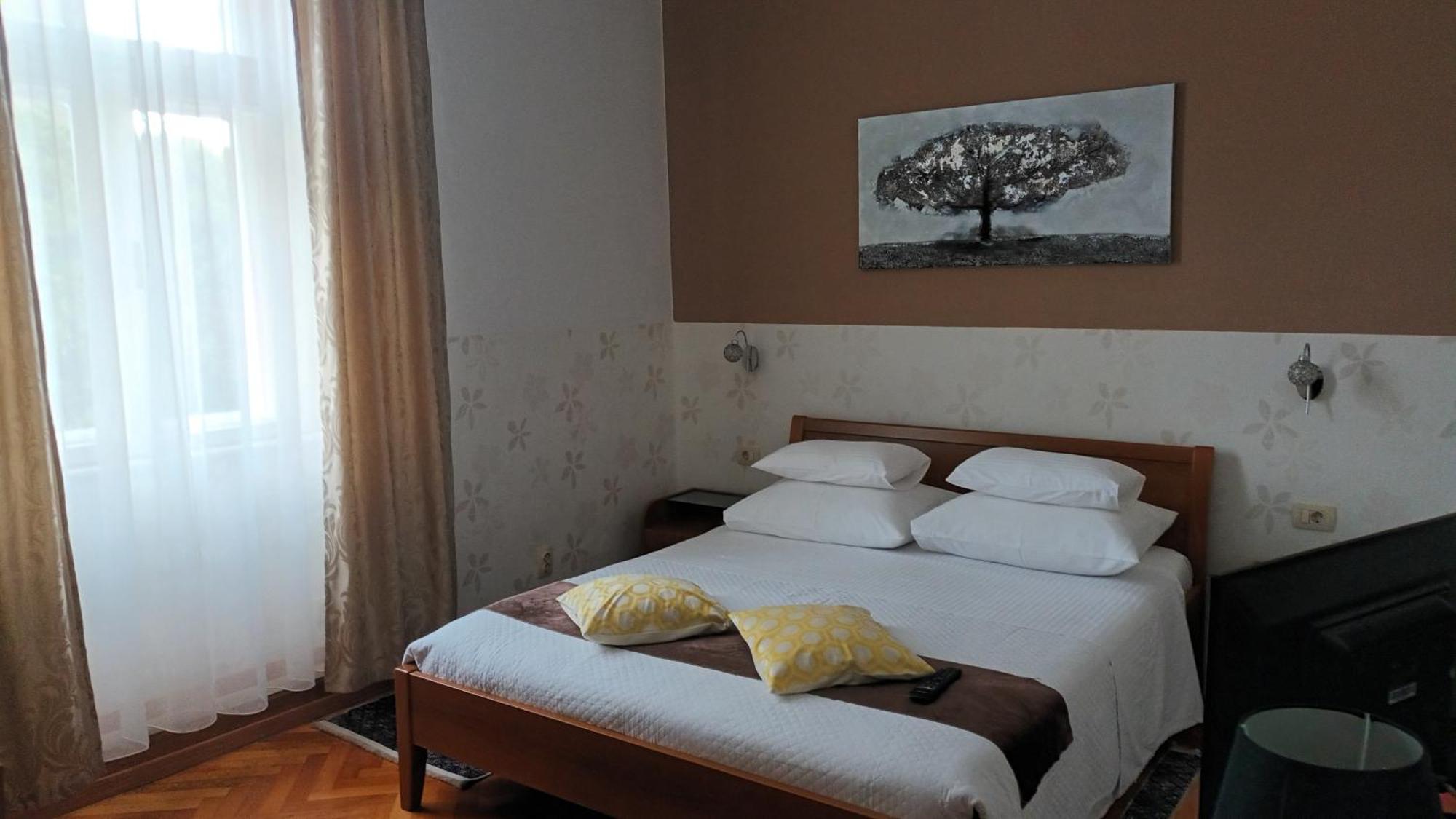 Guesthouse Vrlic Split Buitenkant foto