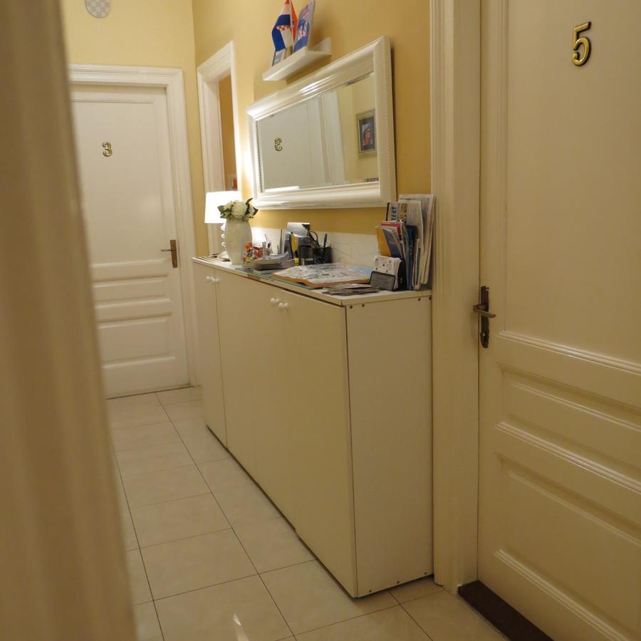 Guesthouse Vrlic Split Buitenkant foto