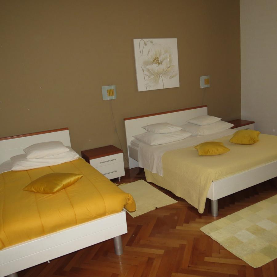 Guesthouse Vrlic Split Buitenkant foto